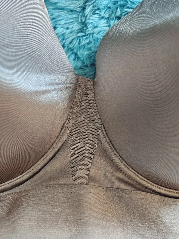 Bali Nude Tan Underwire Tshirt Bra  Sz  44DDD - Image 2 of 4