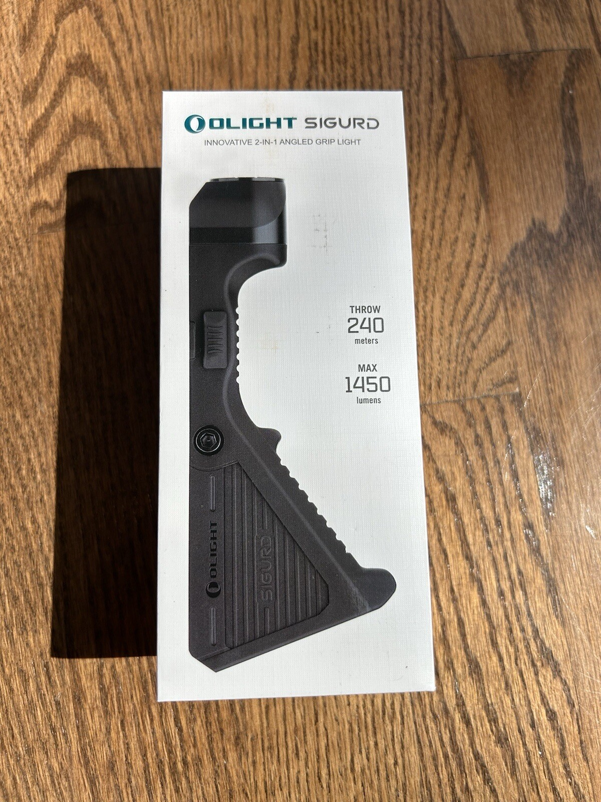 Olight Sigurd 1450 lumens Light - Black Sealed New