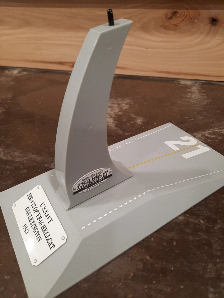 GEARBOX 美国海军 F6F-3 OF VF-16 HELLCAT CV 21 飞行甲板 仅支架 — 第 4/4 张图片