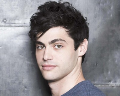 MATTHEW DADDARIO 8x10 PHOTO *