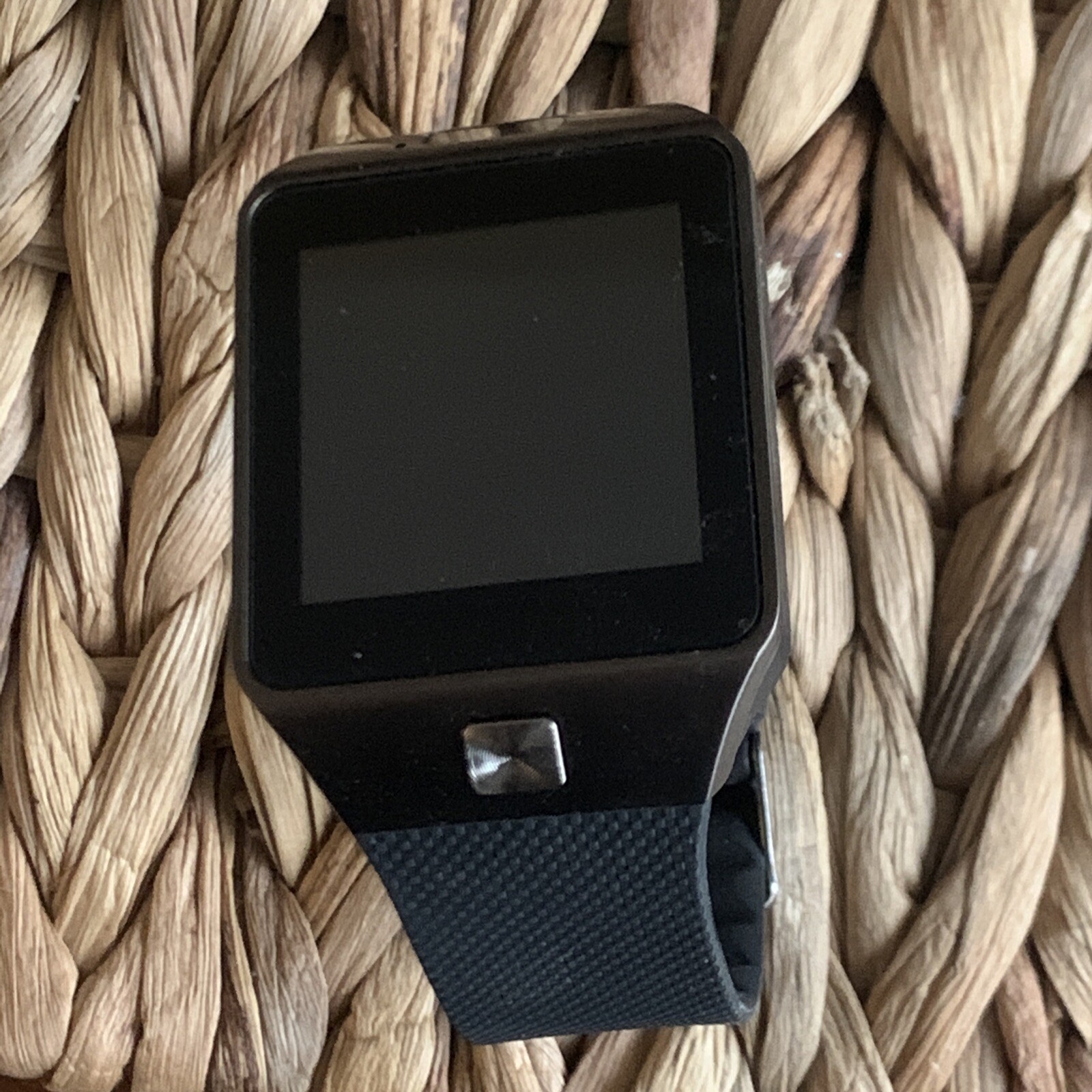 Generic versatile android Apple Watch needs batte… - image 1