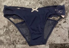 VICTORIA'S SECRET DREAM ANGELS XS NAVY BLUE SMOOTH LACE RARE CHEEKINI PANTIES