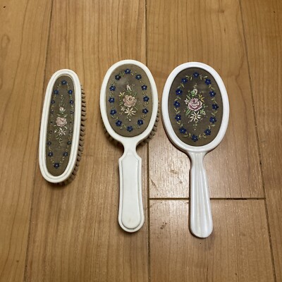 Vintage Waschtisch / Schminktisch Set - florales Design - Bürsten & Spiegel.