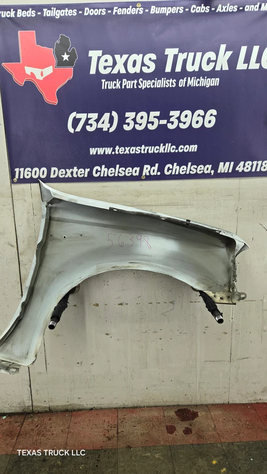 Guardabarros delantero derecho Ford Super Duty 1999-2007 lado del conductor F250 F350 F450 F550 Excurs Foto 2 de 4