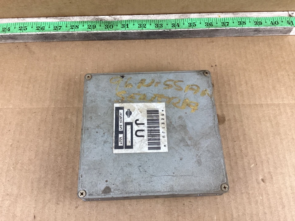 1996 - 1997 年日产 Sentra 发动机计算机控制模块 JA18E54 BA5 — 第 2/4 张图片