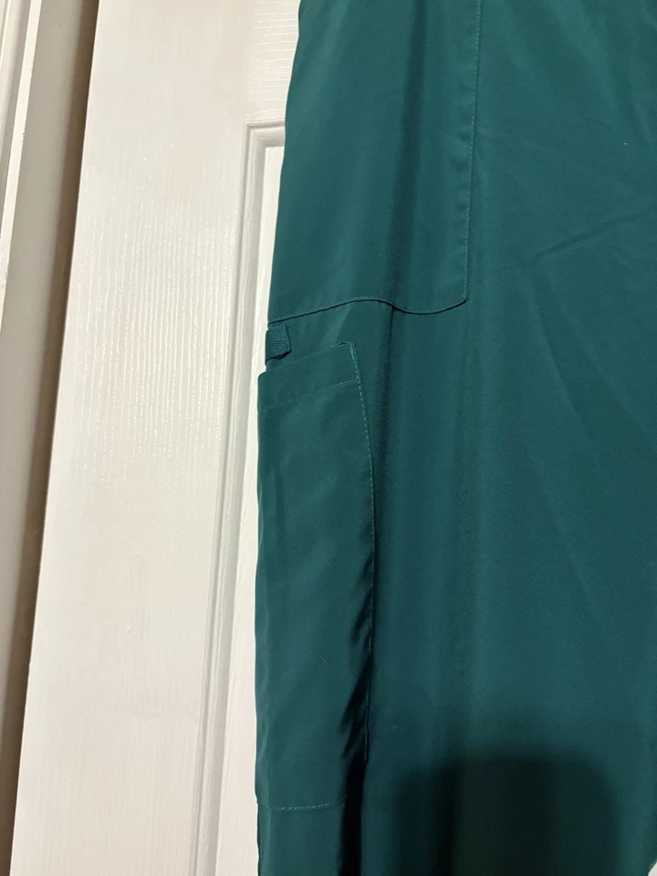 Pantalones Médicos Para Hombre de Dickies Talla XL Cortos Verde Cazador Foto 2 de 4