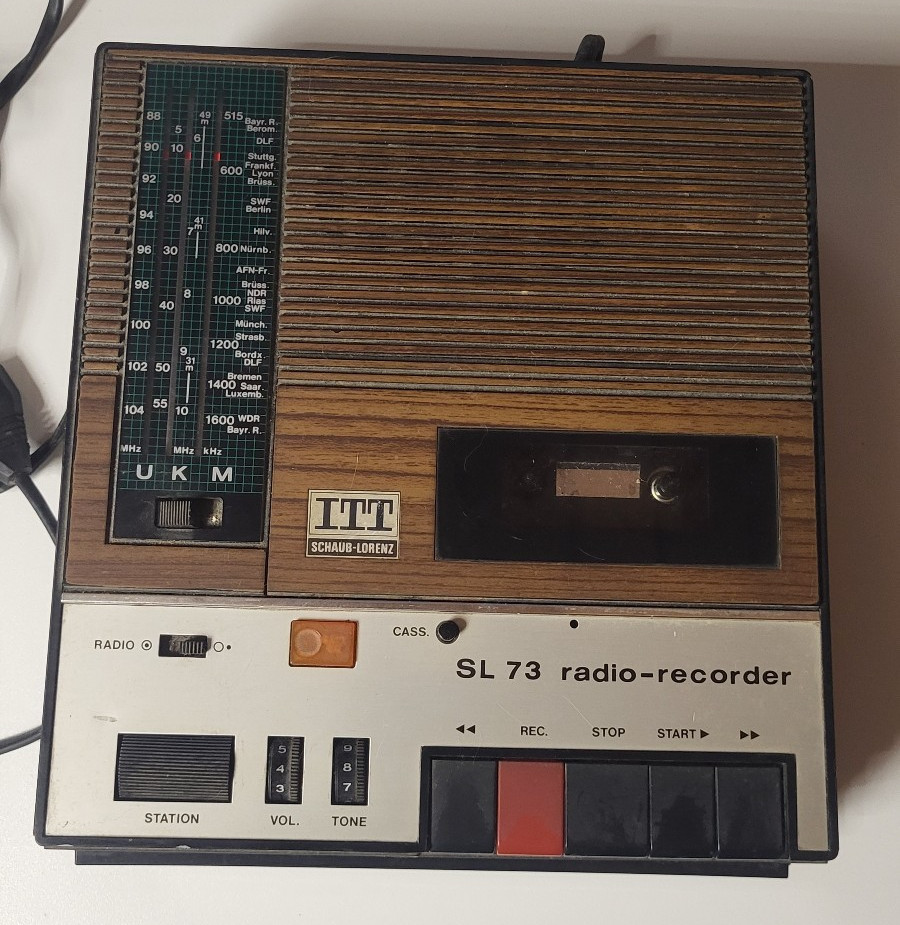 ITT Schaub Lorenz SL 73 Radio Cassette Recorder Vintage Rarität MC Kofferradio