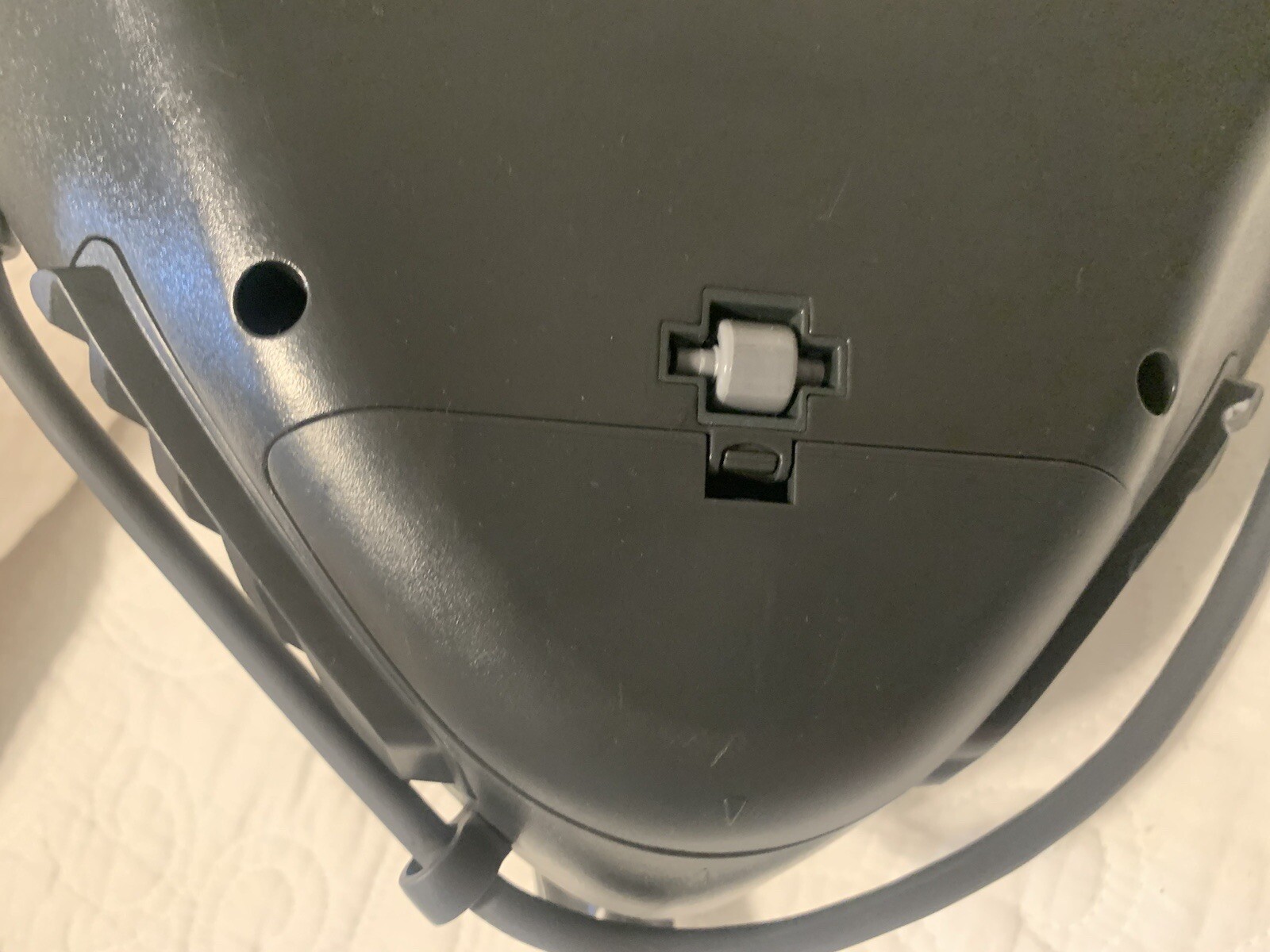 Raycop RE-100AWH Lite RayClean UV Sanitizer Purifier, allergen Vacuum Cleaner 