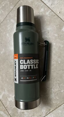 Stanley 1.5qt/1.4L (48oz) Stainless Steel Classic The Legendary Thermos- Green