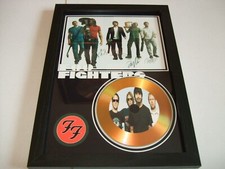 FOO FIGHTERS    SIGNED   AUTOGRAPH  FRAMED 7  DISPLAY