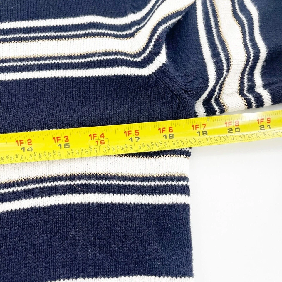 Suéter tejido a rayas East 5th para mujer azul marino y blanco pequeño Coastal Cabin Granny Foto 3 de 4