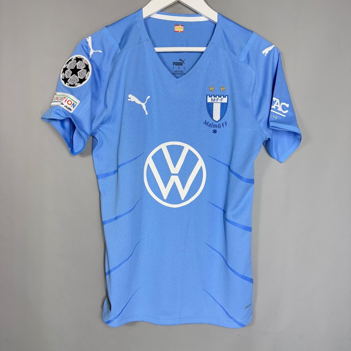 Malmo Home Maillot de foot 2017. Sponsored by Volkswagen