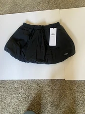 ALO Yoga Bubble  Black Tennis Skirt Sz XS.  NWT