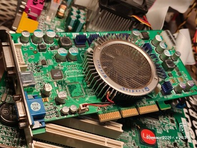 256-Bit AGP CARD Leadtek WinFast A350XT LR2976 NVIDIA GeForce FX 5900XT 128 MB