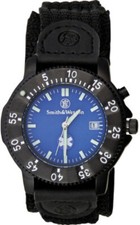 Smith & Wesson Men's EMT Watch SWW-455-EMT Black stainless casing. Blue back glo