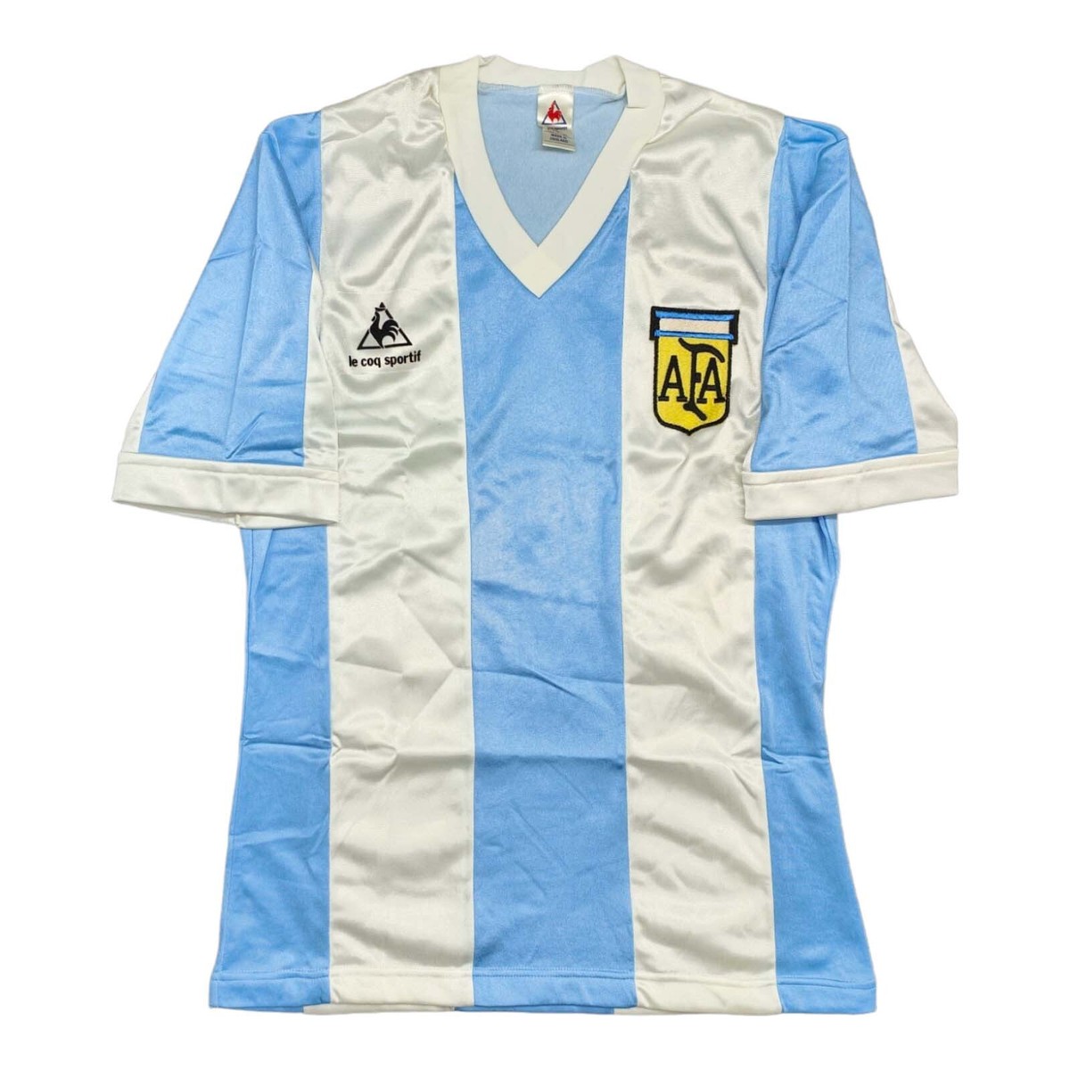 Kalinga Ashok Locales De Le Coq Sportif En Argentina Switch Mario