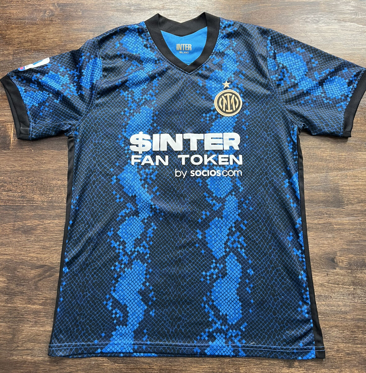 Inter Milano 2021-2022 Soccer Jersey Shirt Kit #12 Size L Inter Milano 2021-2022 Soccer Jersey Shirt Kit #12 Size L