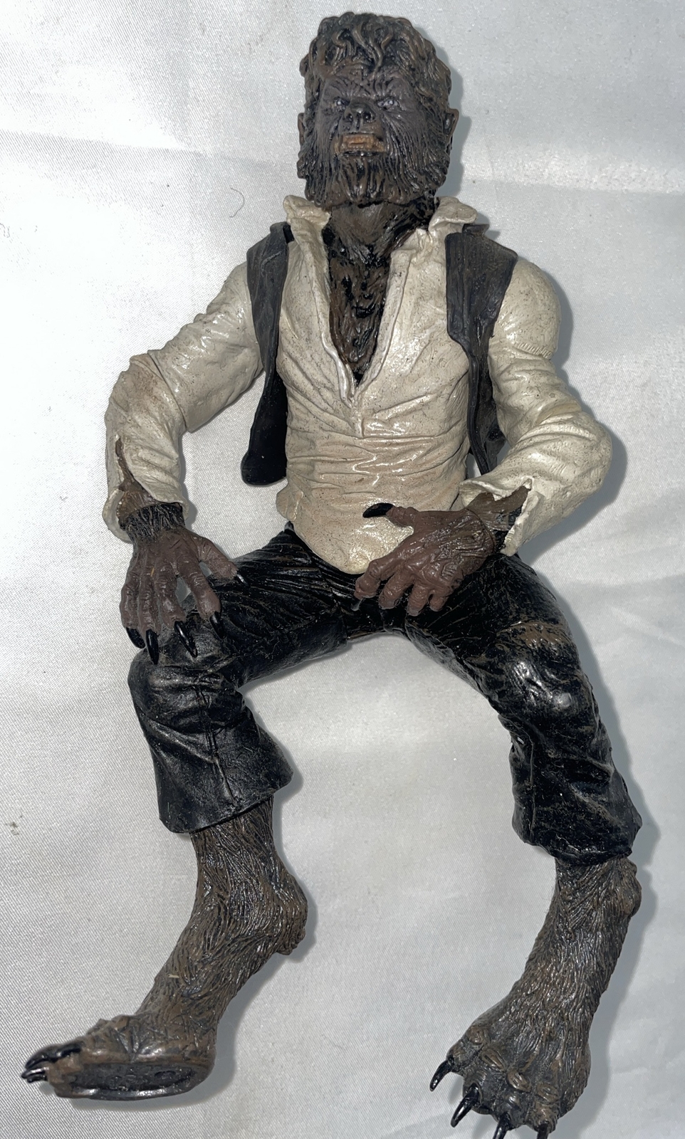 2009 Mezco Toyz Benicio Del Toro as The Wolfman 7" Deluxe Ac