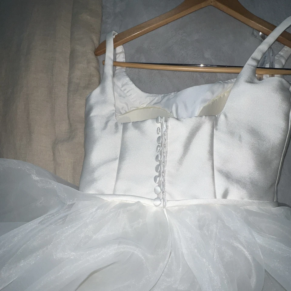 Vestido Martín Thornburg Fontana + Crinolina Foto 4 de 4