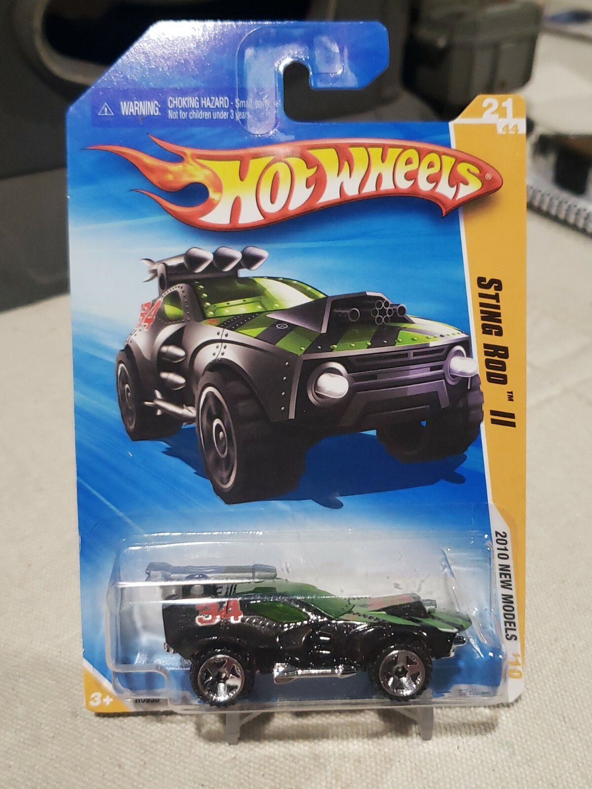 HOT WHEELS 2010 NEW MODELS STING ROD II #21 FACTORY SEALED NEW