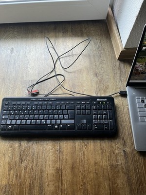 Microsoft Wired Keyboard 600 USB Tastatur - Schwarz, DE (ANB-00008)