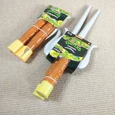 NUEVO TMNT Michelangelo Nunchucks & Raphael Sais Disfraz Conjunto de Accesorios Rubíes