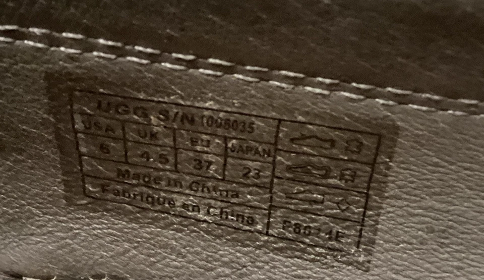 Zapatillas mocasín UGG 1005475 Lizzy negras para mujer talla 5 borlas sin cordones Foto 3 de 3