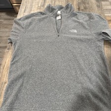 The North Face TKA 100 Fleece Quarter Zip Pullover Gray Mens Medium Embroidered