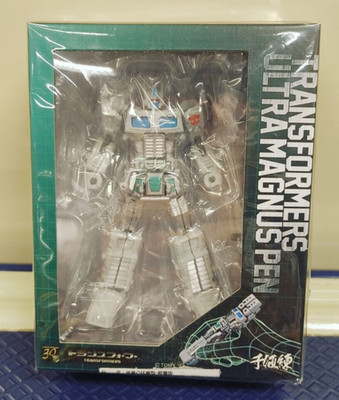 Sentinel G1 Transformers PEN Ultra Magnus action figure Hobby Link