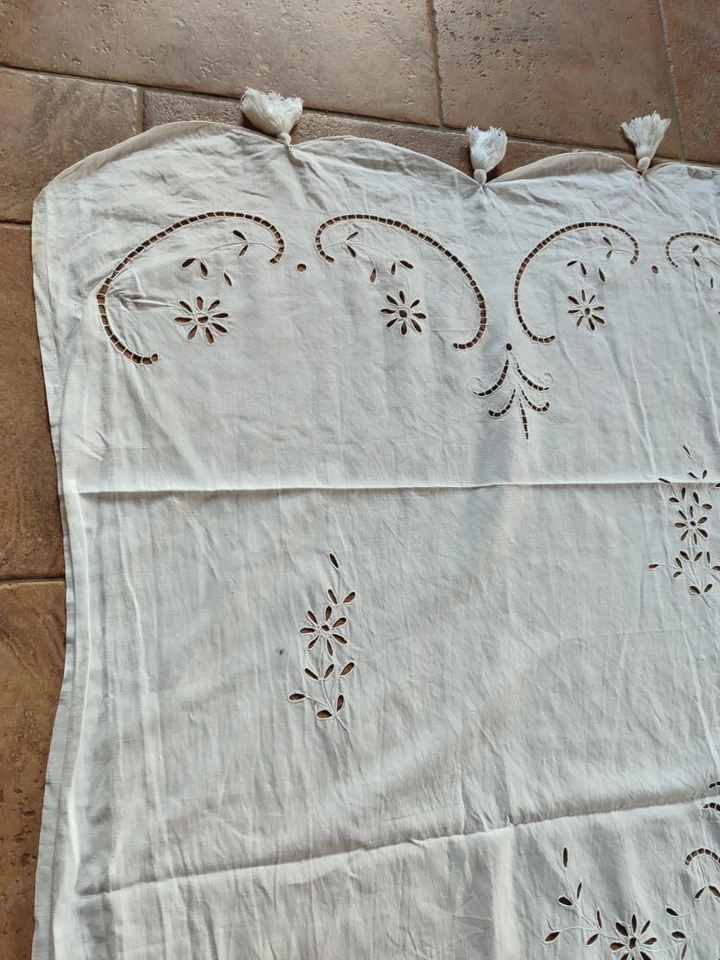 Antica e preziosa tenda In Lino E filet modano a telaio C Cm 140 L X 293 H - Immagine 2 di 4