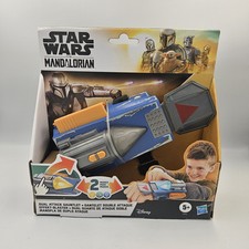 STAR WARS The Mandalorian Dual Attack Gauntlet, Interactive Electronic Role Play