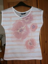 BNWT LADIES/GIRLS FLOWER T-SHIRT SIZE 6