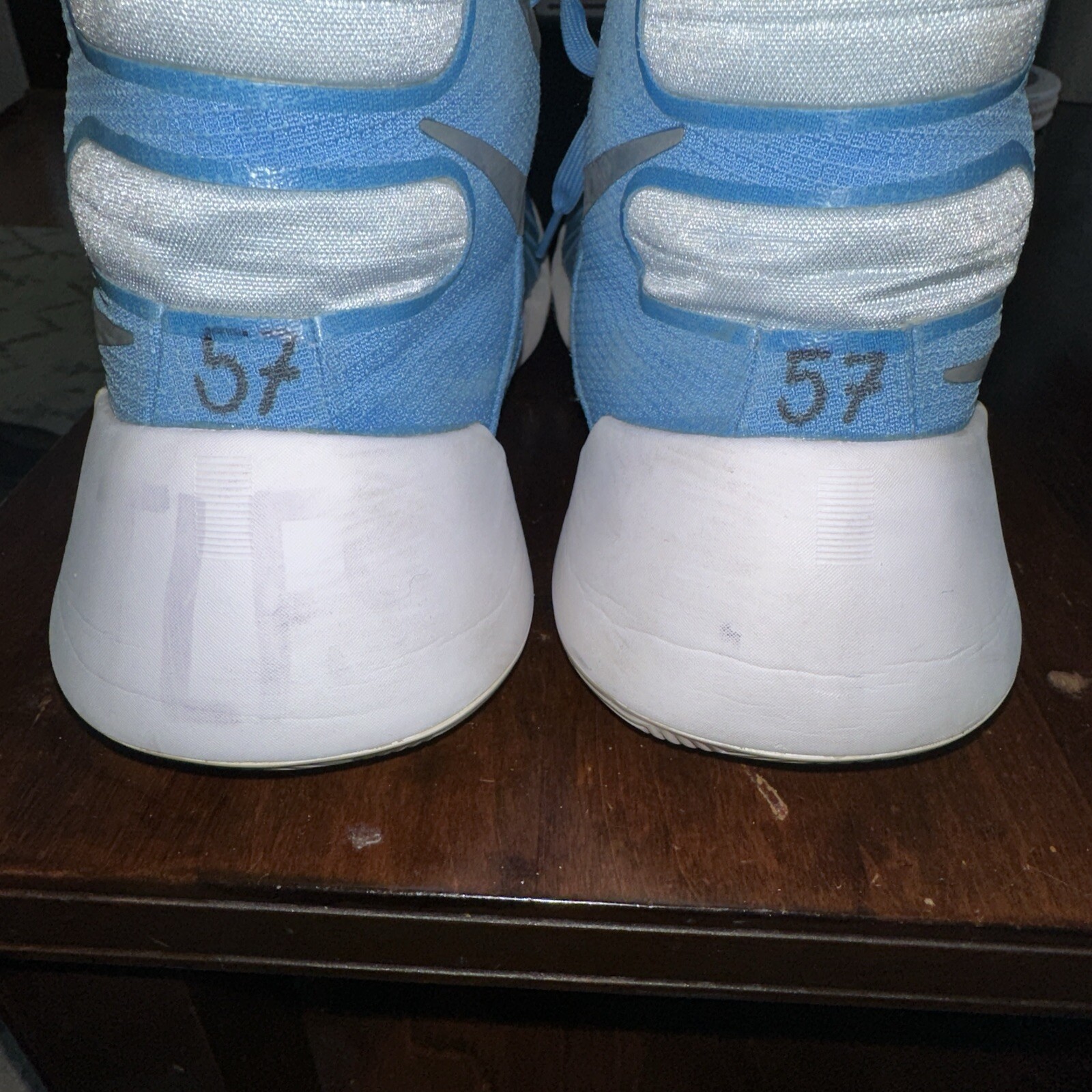 Nike Hyperdunk Men's Size 12 Basketball Shoes Carolina Blue 749645-403