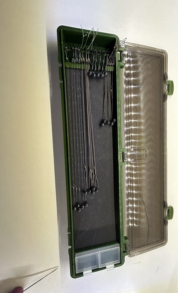 1X PLATAFORMAS DE PESCA DE CARPAS LISTAS PARA USAR MÁS CAJA DE APAREJOS PARA CARPAS VIENE CON 20 APAREJOS ATADOS LISTOS Foto 2 de 4