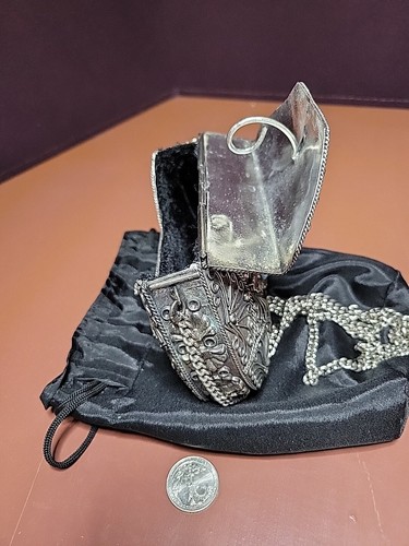 Vintages Silver Tone Metal Filigree Purse/Evening Bag With Chain Strap - Picture 4 of 5