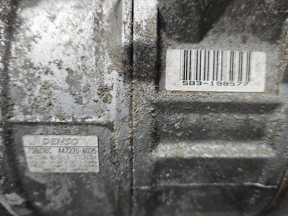 2001-06 BMW 330xi 330i 325i 325xi E46 компрессор кондиционера OEM с кронштейном 64526910458 - Изображение 2 из 2