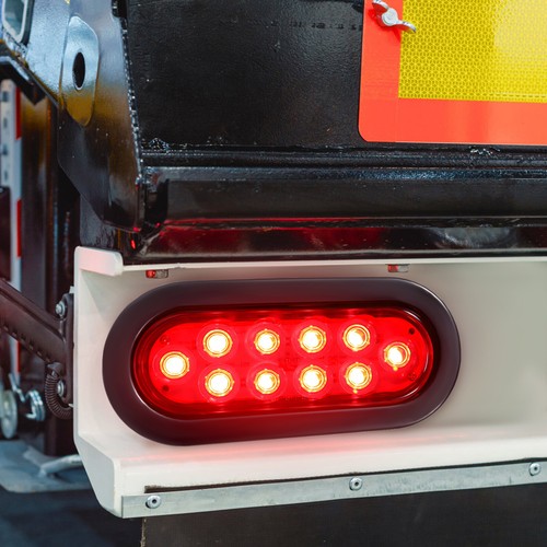 Truck LED Sealed RED 6" Oval Stop/Turn/Tail Light Marine Waterproof with 3-pin - Picture 5 of 14