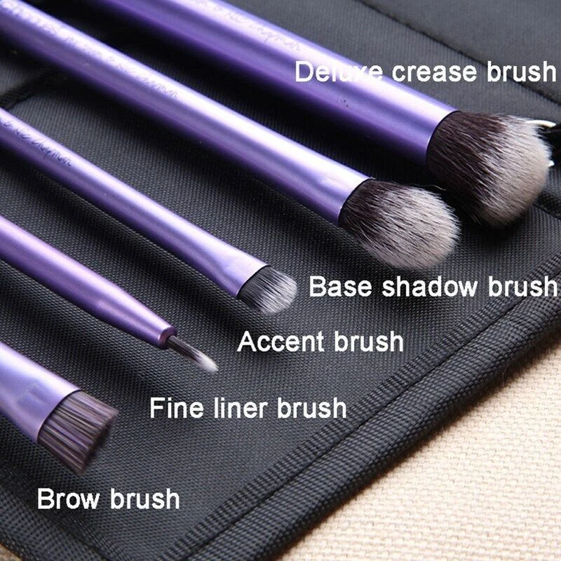 Real Techniques Starter Set Hand Cut Hair Deign Makeup Brush Set Eyeshadow Brush - Image 2 of 2
