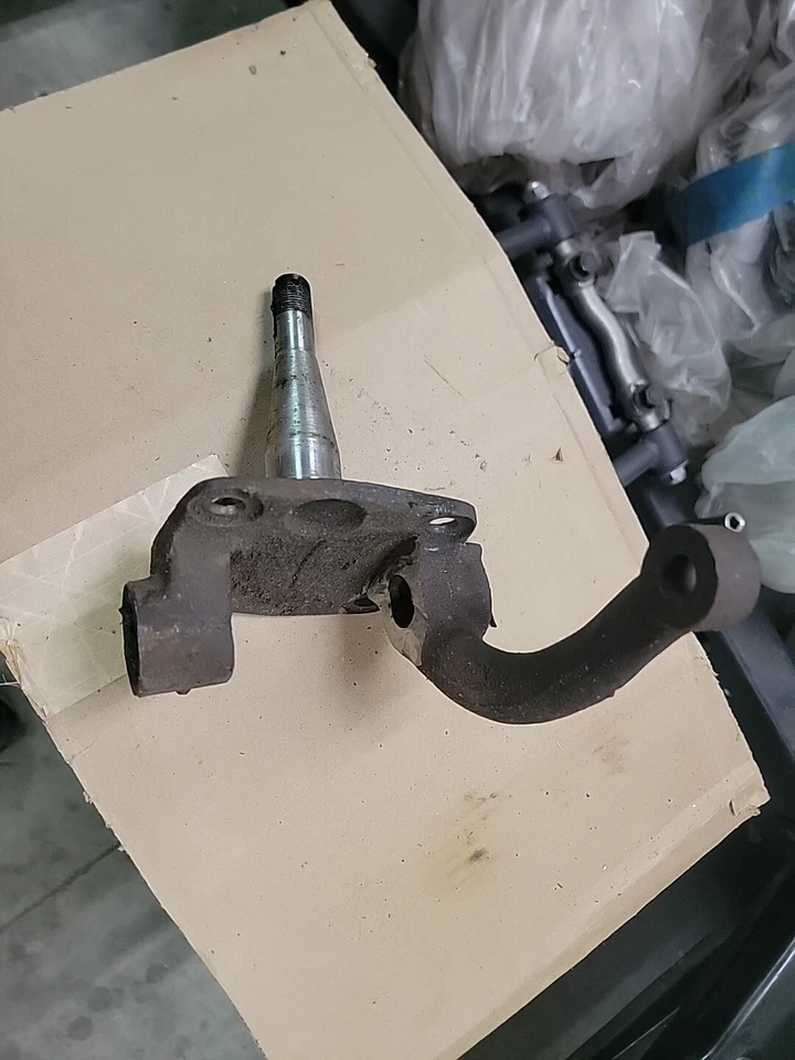 Eje delantero derecho Ford F1 F2 F3 1948 a 1952 Foto 3 de 4