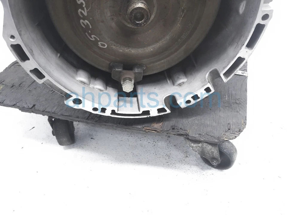 BMW 325ix 2003-2005 tracción trasera transmisión automática Tranny 113 k millas Foto 2 de 4