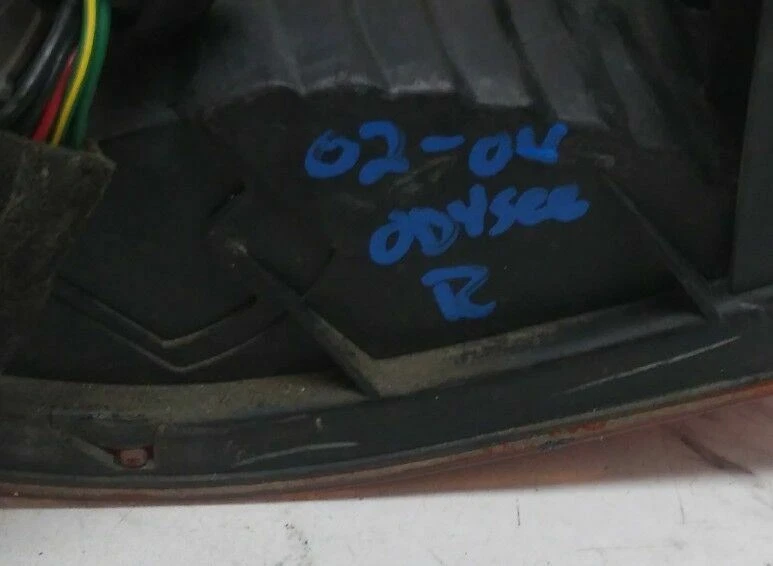 Luz trasera pasajero derecho Honda Odyssey 2002 2003 2004 02 03 04 luz trasera Foto 3 de 3