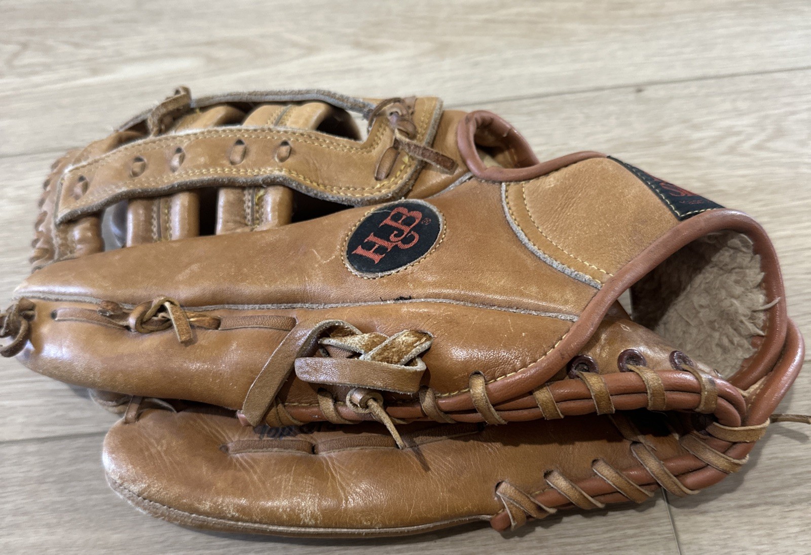 Lsg22 Thief Ii Cowhide Left Hand Throw