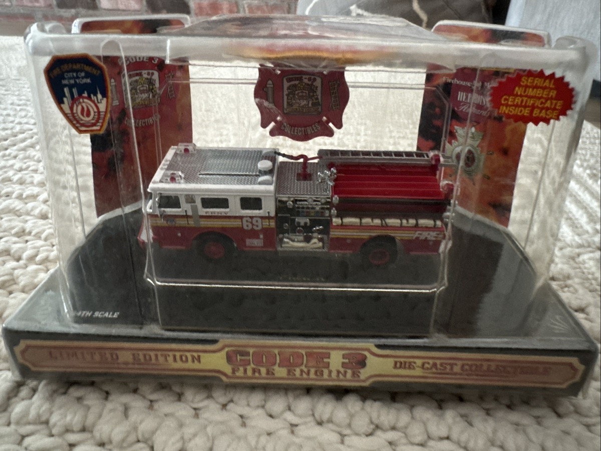 Code 3 #12300 FDNY 58 Engine Seagrave Pumper for sale online