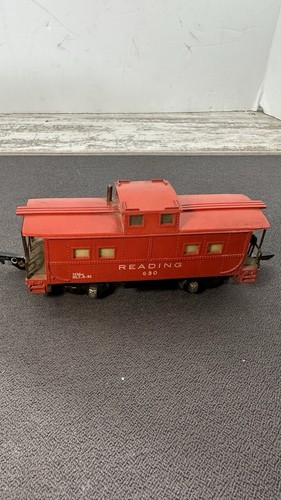 American Flyer 630 Reading Caboose - Black Plastic Frame - Lighted - Picture 2 of 7