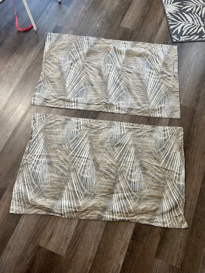 Tommy Bahama Usado en Excelente Condición Marrón Gris Palma Estampado Tropical Falso Funda de Almohada Set 2 King Foto 3 de 4