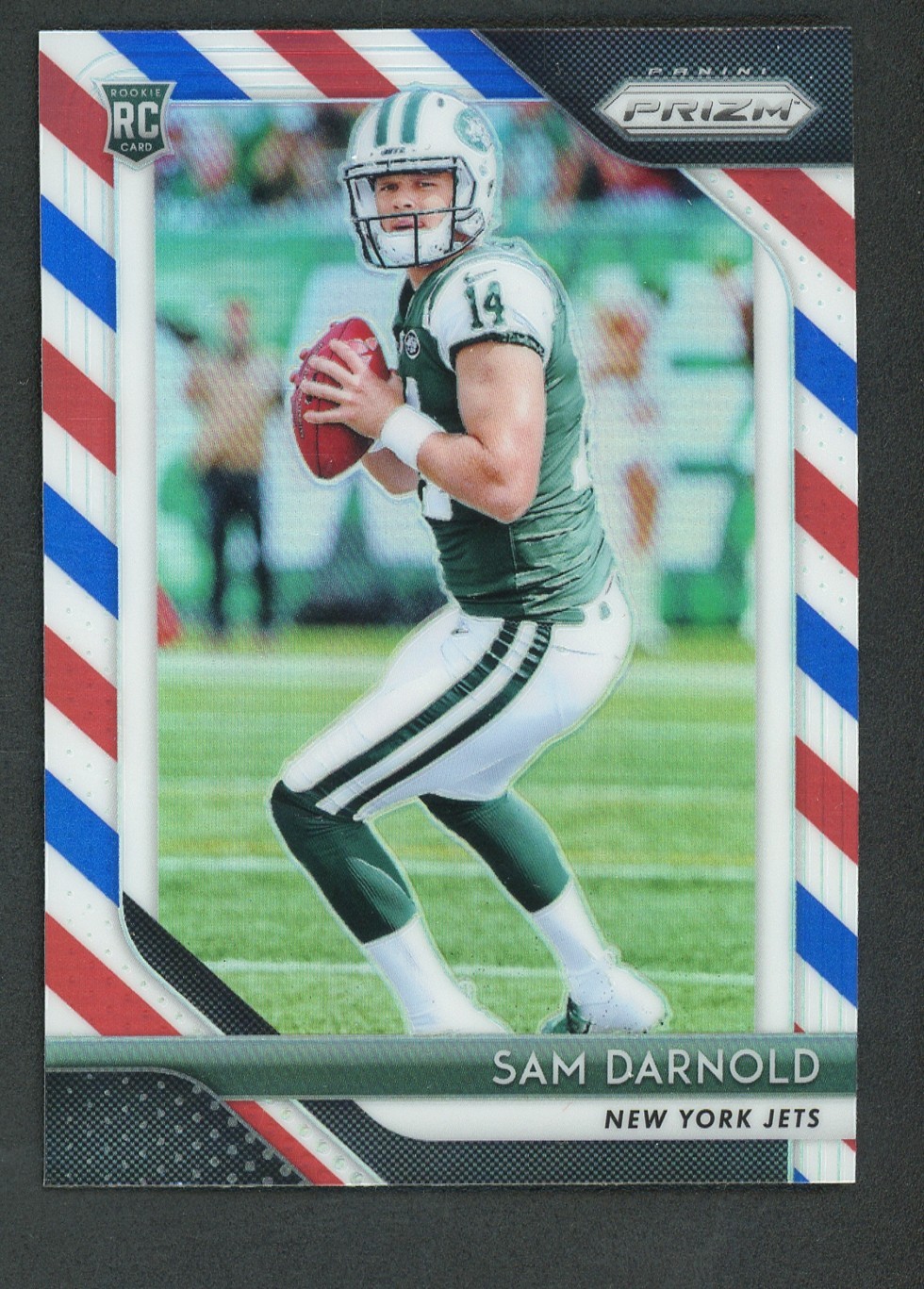 2018 Panini Prizm #203 Sam Darnold Red White Blue RC Rookie Centered Seahawks
