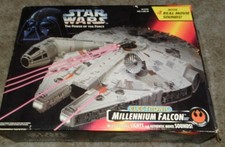 KENNER STAR WARS POWER of the FORCE ELECTRONIC MILLENNIUM FALCON in BOX 1995