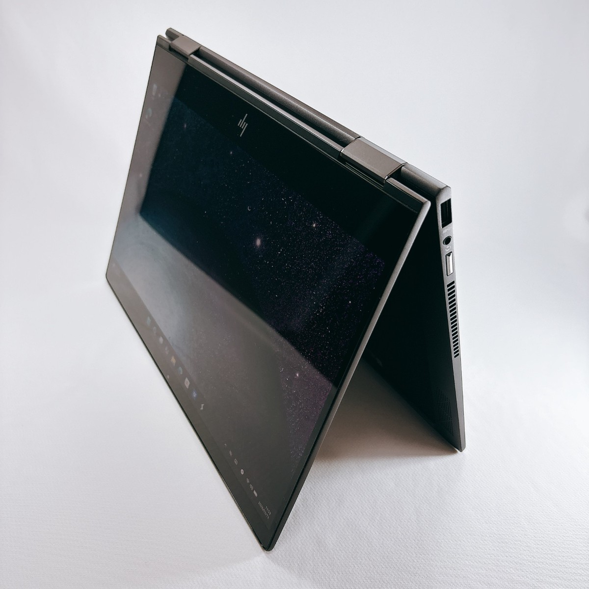 HP Envy x360 Ryzen 7 3700U 16GB MEM 512GB SSD 13.3 Inch 2in1
