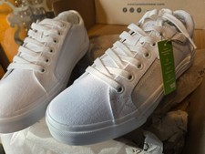 NIB Taos Women's Taos Plim Soul Lux Shoes White 7.5 M Medium