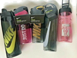 gym bottle nike